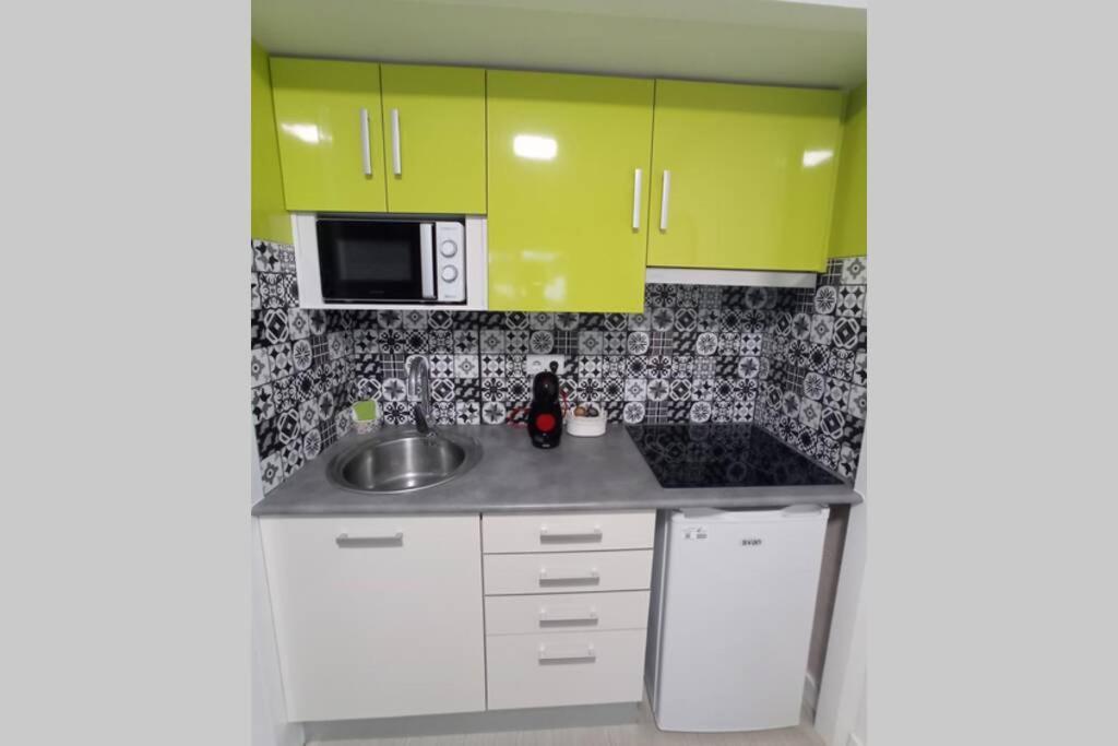 Apartamento Con Piscina A 2 Minutos De La Playa!!! Lloret de Mar Ngoại thất bức ảnh